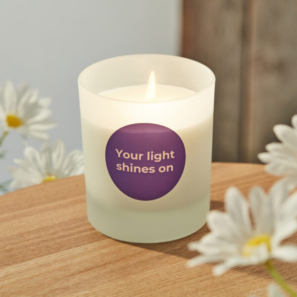 Glass jar candle with 
