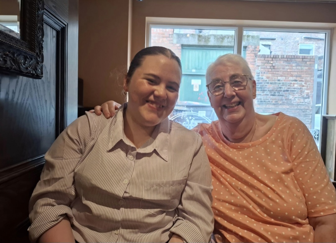 Isabella & Lynda
